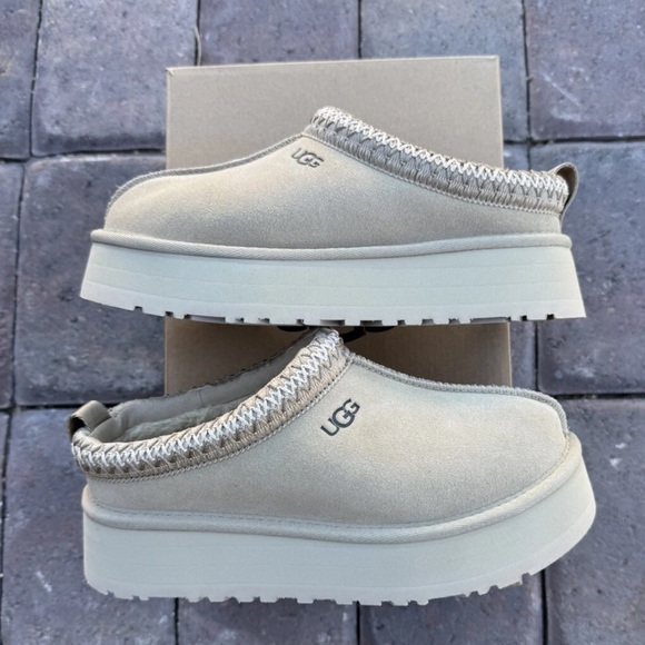 👢👡 UGG TAZZ MUSTARD SEED 👢👡